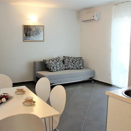 Marija Apartman Duce